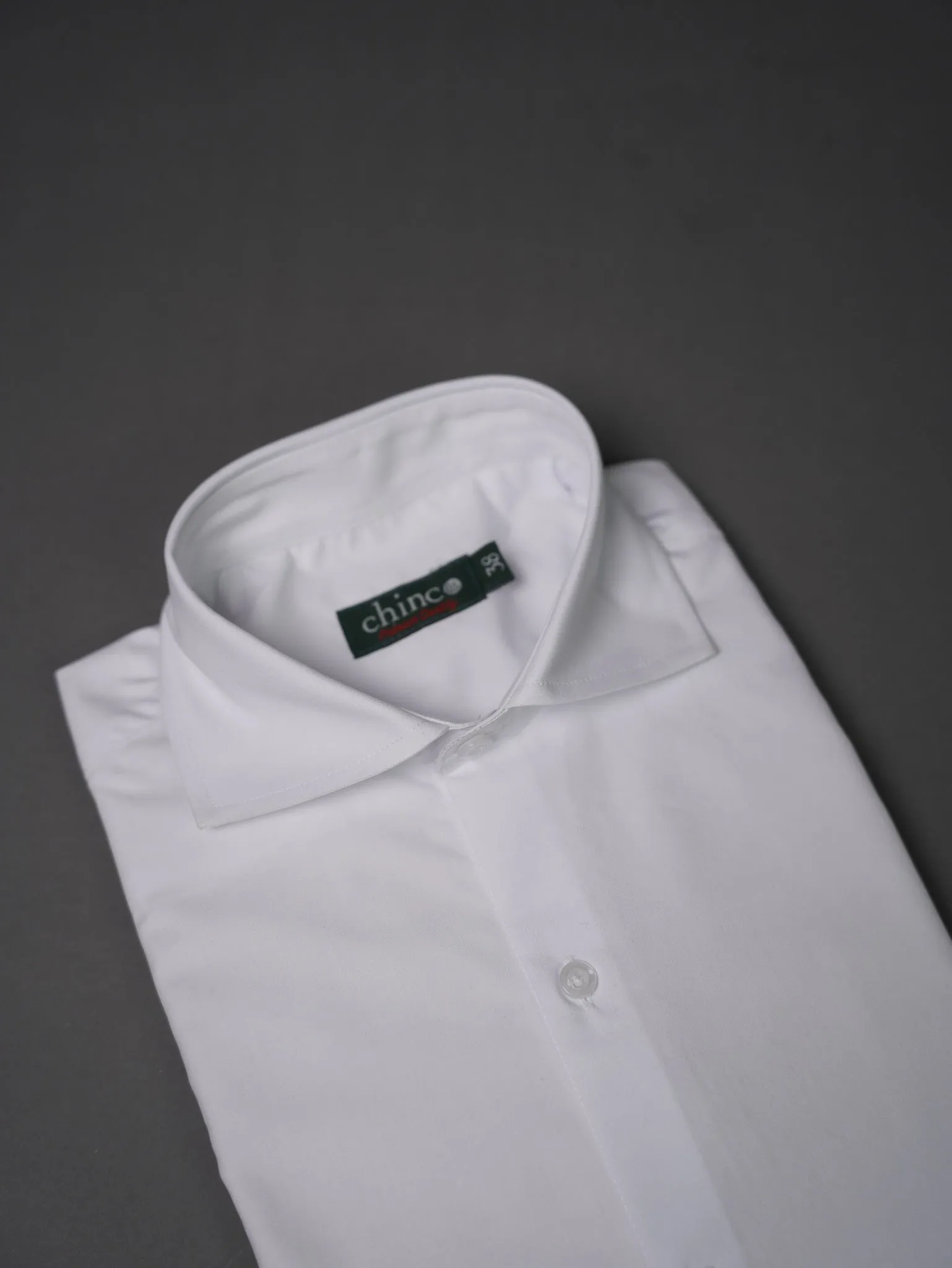 Spread collar- white